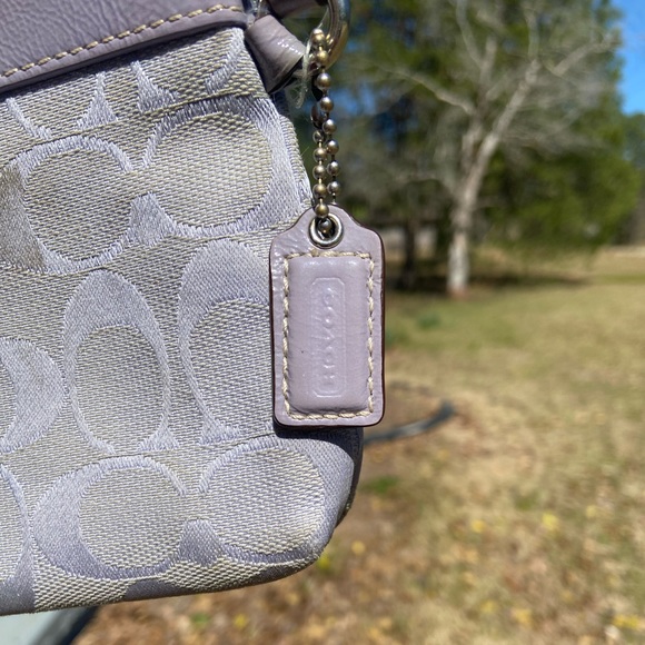Coach lavender wristlet - Picture 2 of 7